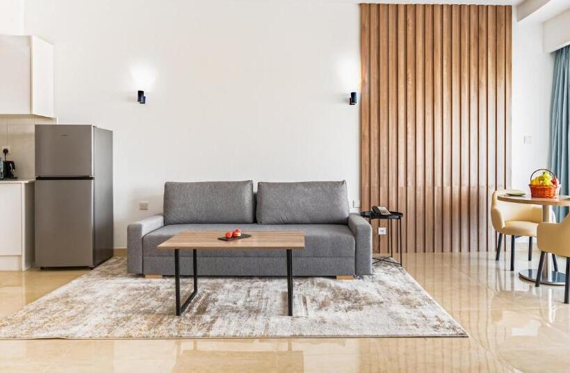 带1个卧室的高级公寓, Pyramisa Hotel Apartments