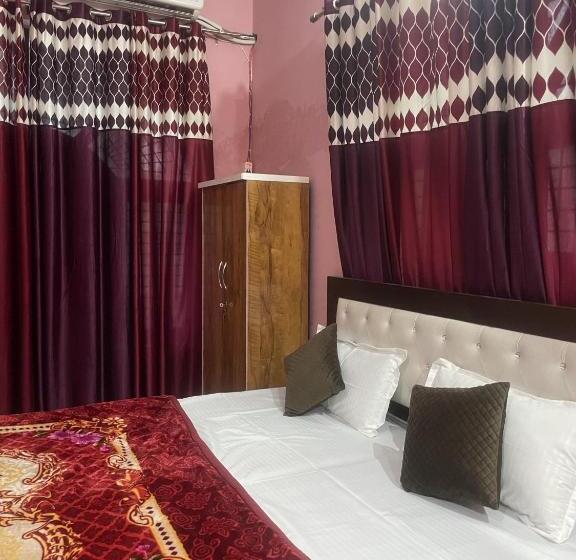 Трехместный Номер Deluxe, Oyo 81334 Star Inn