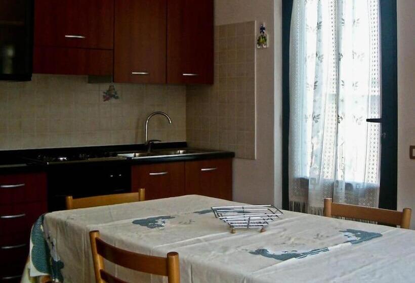 Номер Deluxe Вид на Сад, B&b Da Giusy