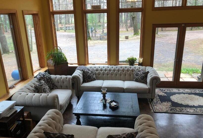 Люкс Повышенной Комфортности, Bed And Breakfast Suite At The Wooded Retreat