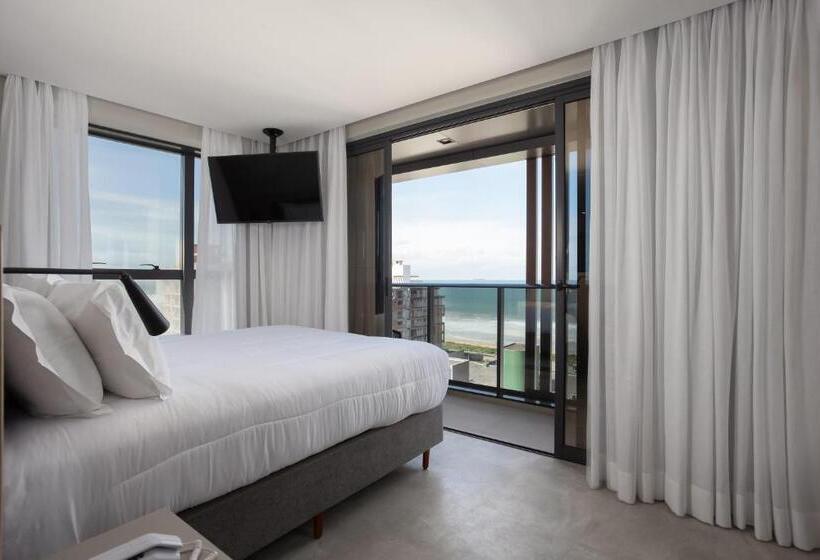 디럭스 스위트, Brava Mundo Hotel Boutique Oficial