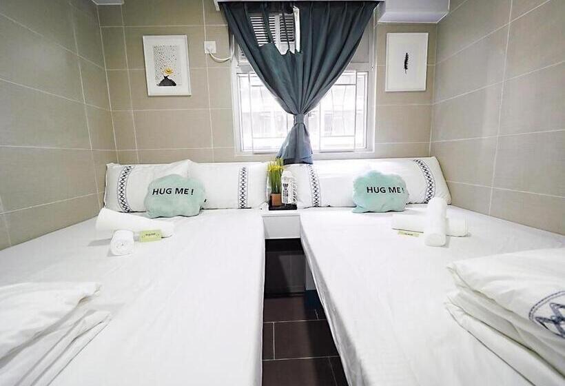 اتاق استاندارد چهار تخته, Hk International Hostel