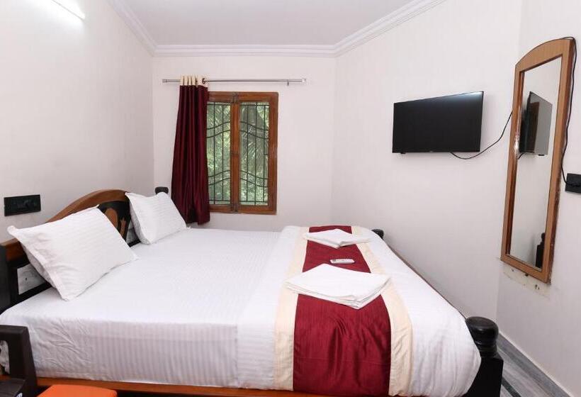 Стандартный Номер Кровать Кинг, Sris Guest House
