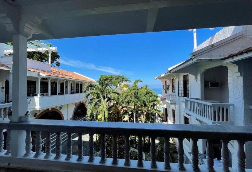سوییت, Villa Apolonia Resort