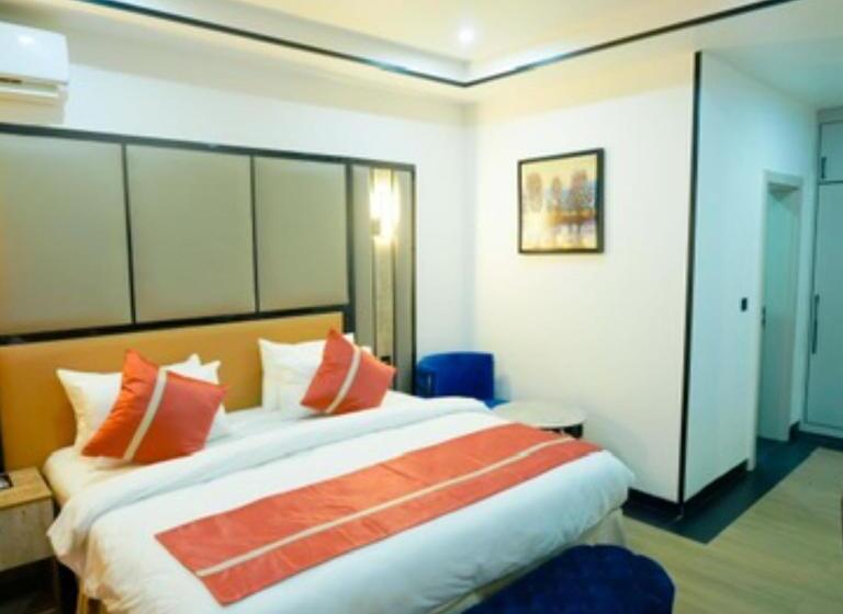 اتاق لوکس, Bayview Resorts And Hotels Lekki