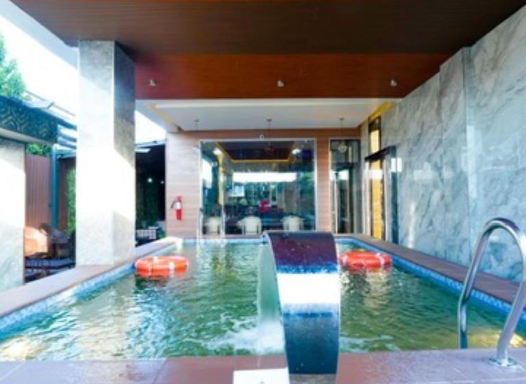 اتاق استاندارد با تخت بزرگ, Bayview Resorts And Hotels Lekki
