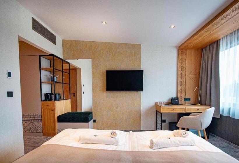 Номер Стандарт, Bordűr Wellness Hotel Superior és Szőnyegmúzeum
