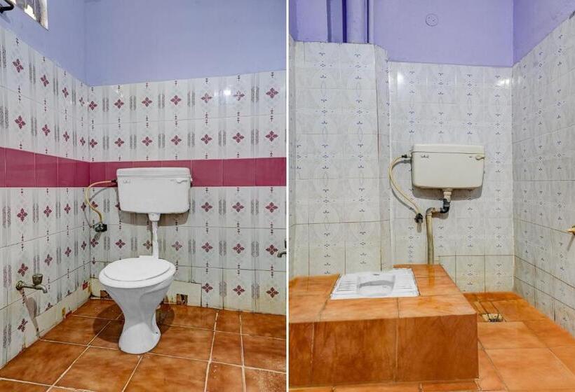 Standard Szoba, Oyo Sai Ganesh Deluxe Lodge