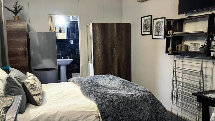 Номер Deluxe, Darmayhouse Guest House