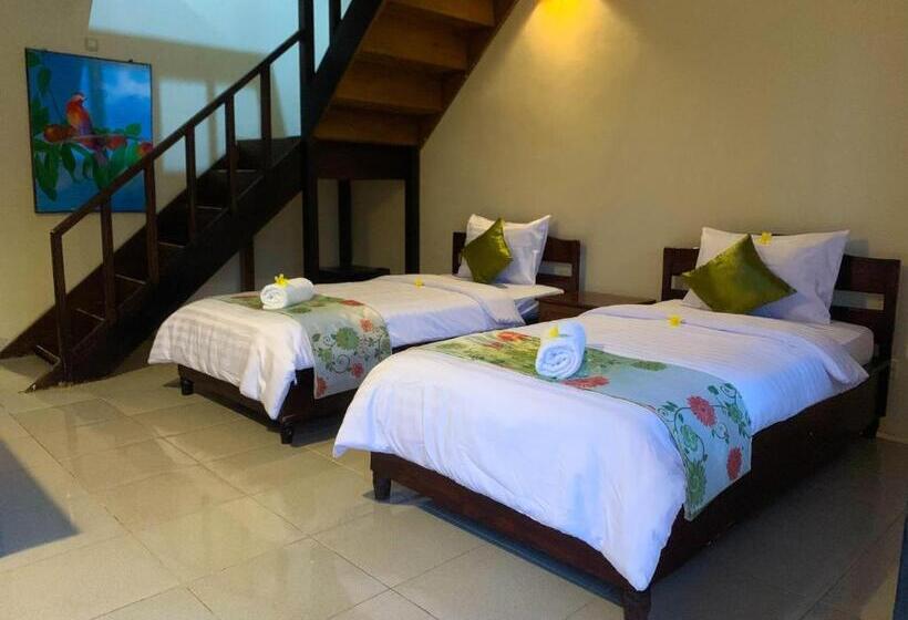 Семейный Номер Вид на Горы, Green Orry Inn Tetebatu