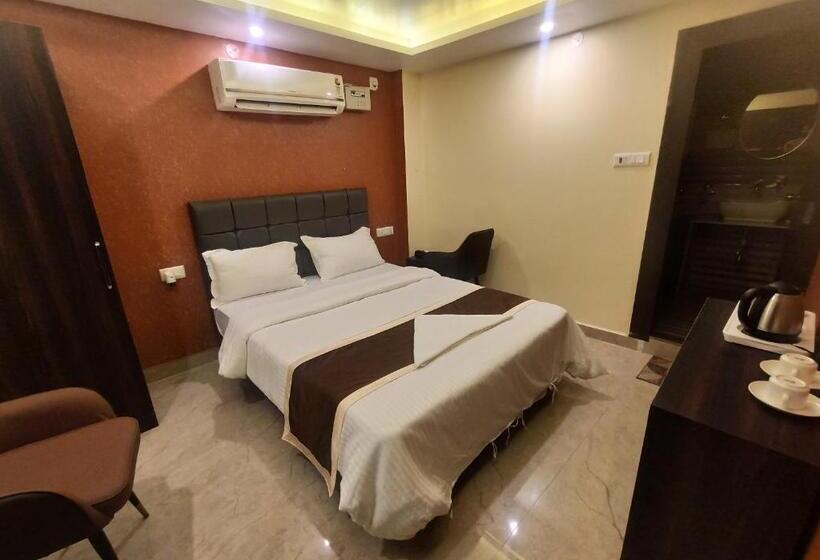 Номер Стандарт, Royal View Residency