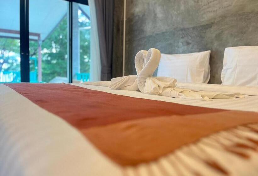 オーシャンビューデラックスルームバルコニー付き, Seaview Hopper Phuket House