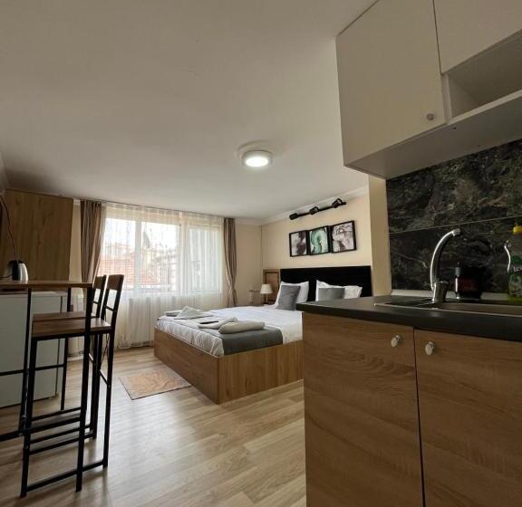 اتاق استاندارد, 9 ) Taksim’de şık Tasarım Otel Odası