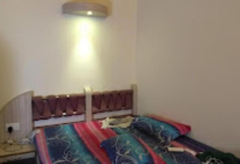 Номер Стандарт, Rahul Guest House Varanasi