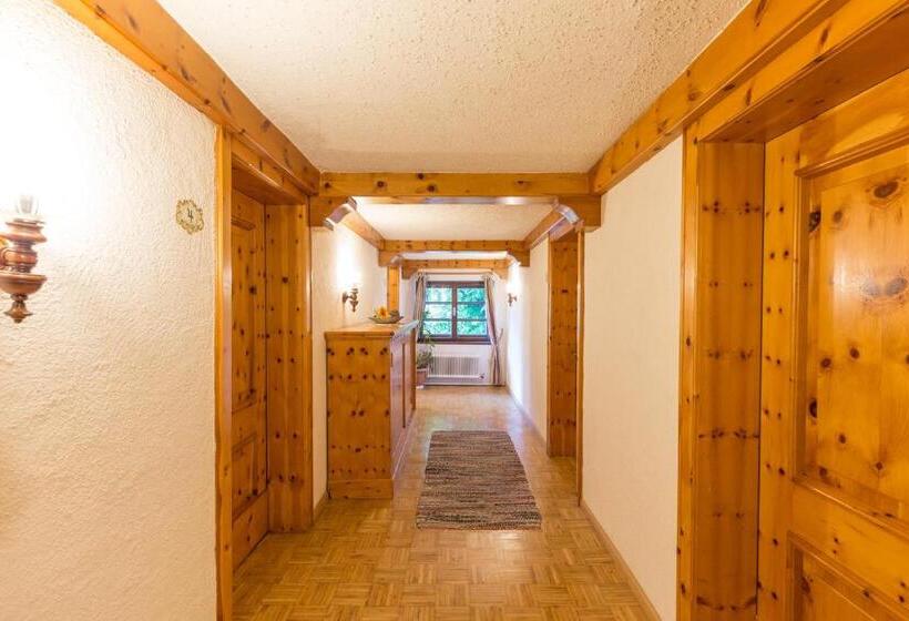 Семейный Номер, Gasthof St. Hubertus