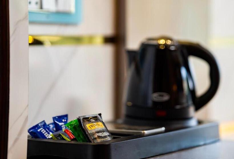 자쿠지 스위트, Alt Life Luxe   Uppper Bhagsu Mcleodganj
