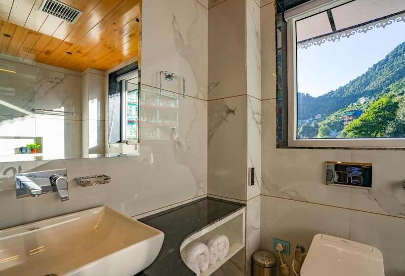 자쿠지 스위트, Alt Life Luxe   Uppper Bhagsu Mcleodganj