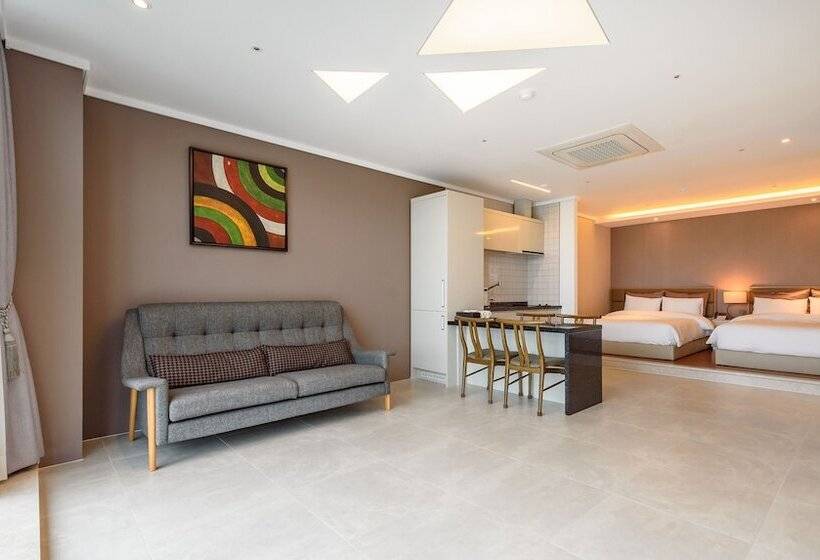 اتاق استاندارد, Friemily Poolvilla &