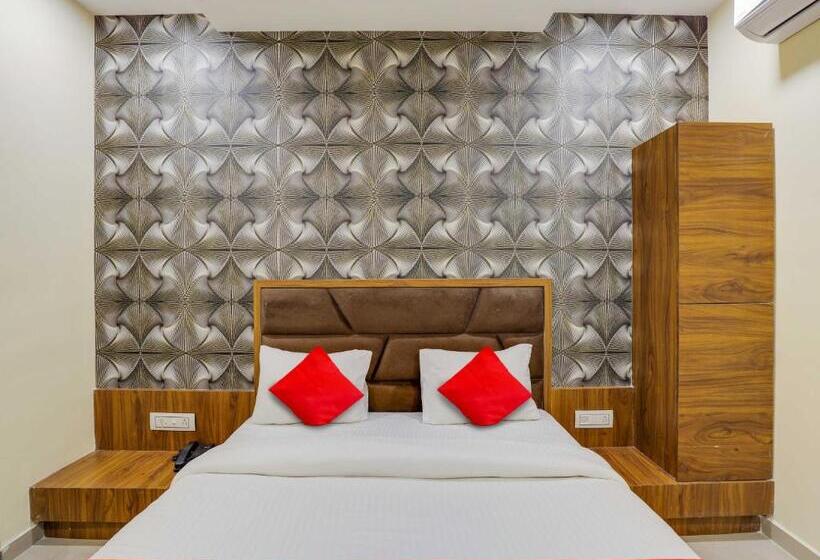 חדר סטנדרט, Oyo Hotel Vinayak