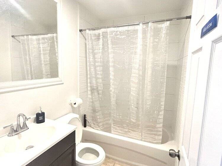 اتاق استاندارد, Aubin Paradise Housing