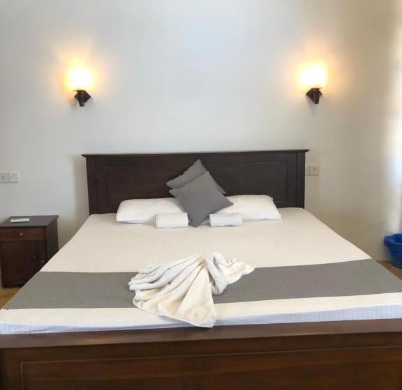 Номер Deluxe Вид на Море с Балконом, Opera Beach Inn