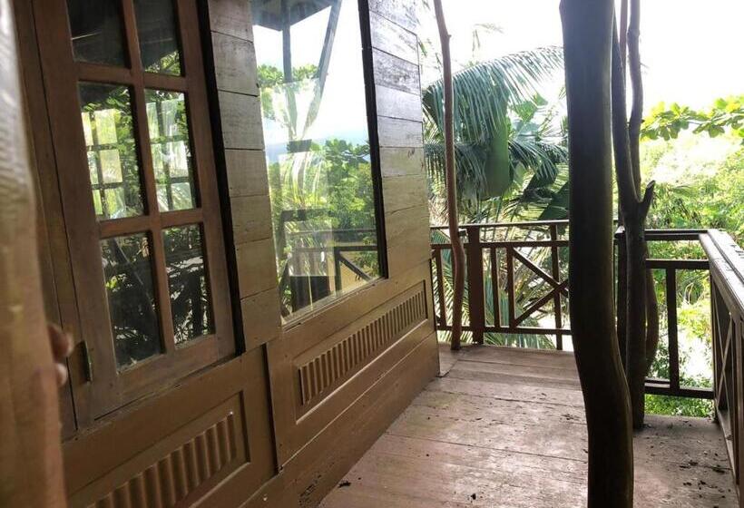 Номер Стандарт Вид на Озеро, Opera Beach Inn