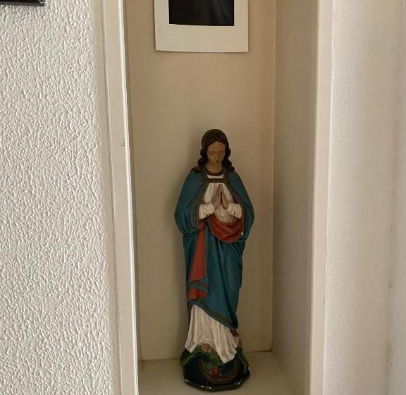 Apartament cu 1 dormitor parter, Klooster Mariadal Maastricht   Borgharen