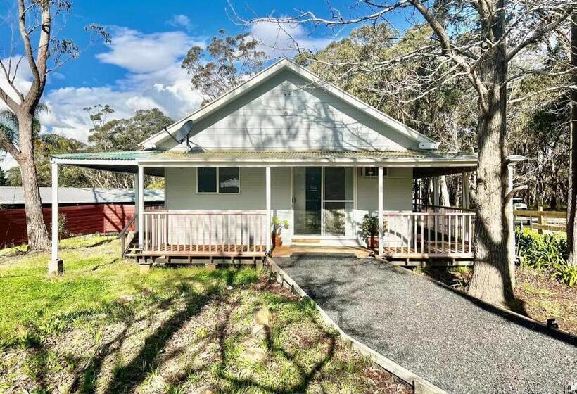 Семейный Номер, Sydney Farm Stay    Live With Nature And Animals