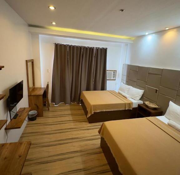 اتاق لوکس چهار تخته, North Stellar Hotel And Events Place