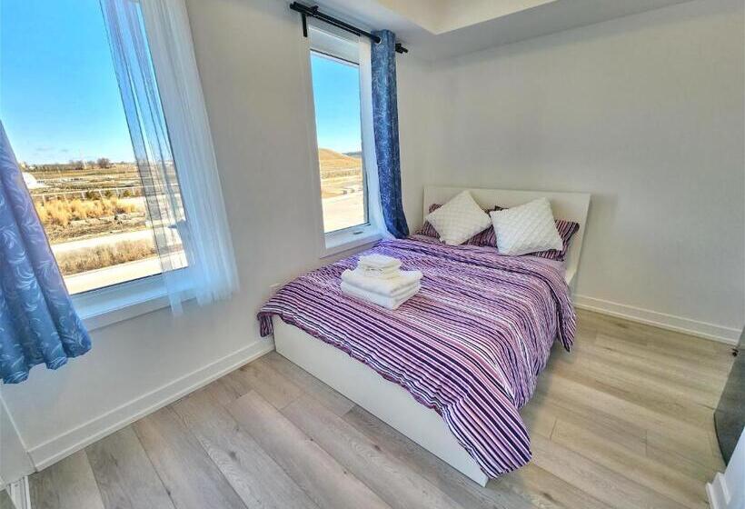Номер Economy, Toronto Downtown Midtown North York Newly Built Modern Bright Room