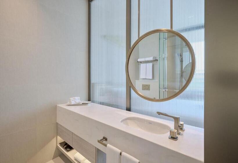 اتاق لوکس, Arabella Beach Hotel Kuwait Vignette Collection, An Ihg