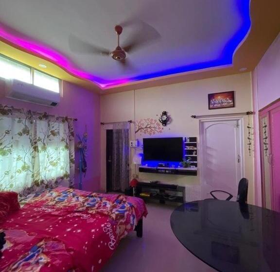 三人经典房间, Flagship Rb Homestay