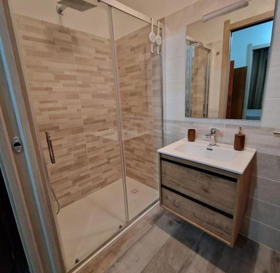 Номер Стандарт, Casa Made