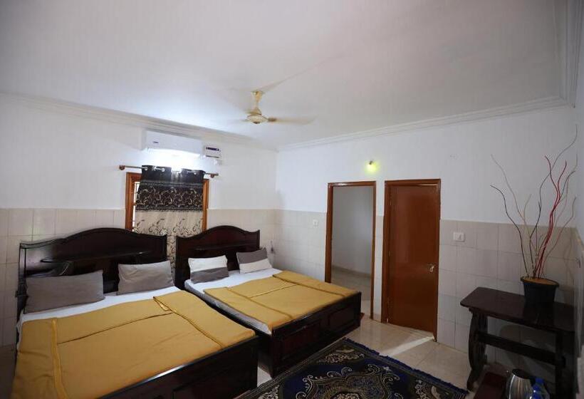 高品质的四人房间, Nisarga Resort