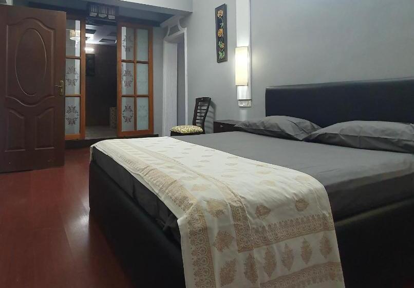 标准间带阳台, Fernandes Homestay  Apartment Near The Beach  Feliz