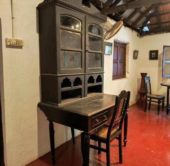 标准房带园景, Heritage House : The Honeymooners Houstel