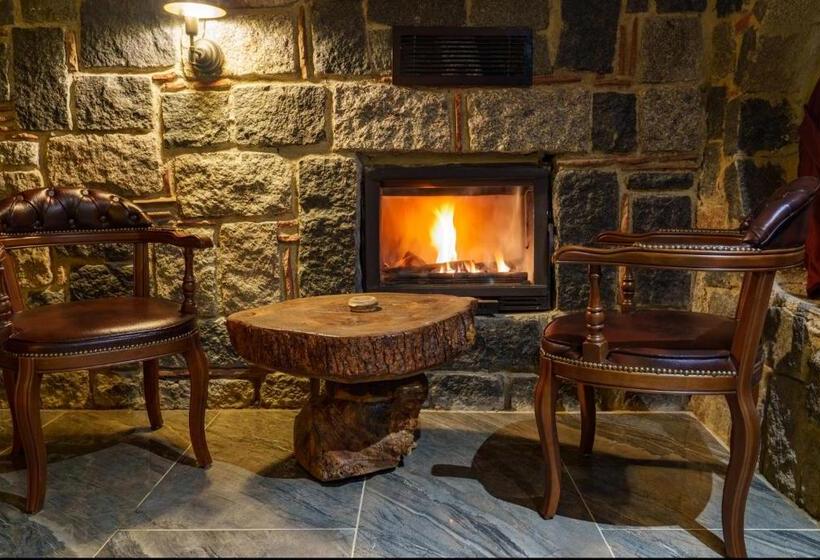 Стандартный Номер Кровать Кинг, Hobbit Chalet