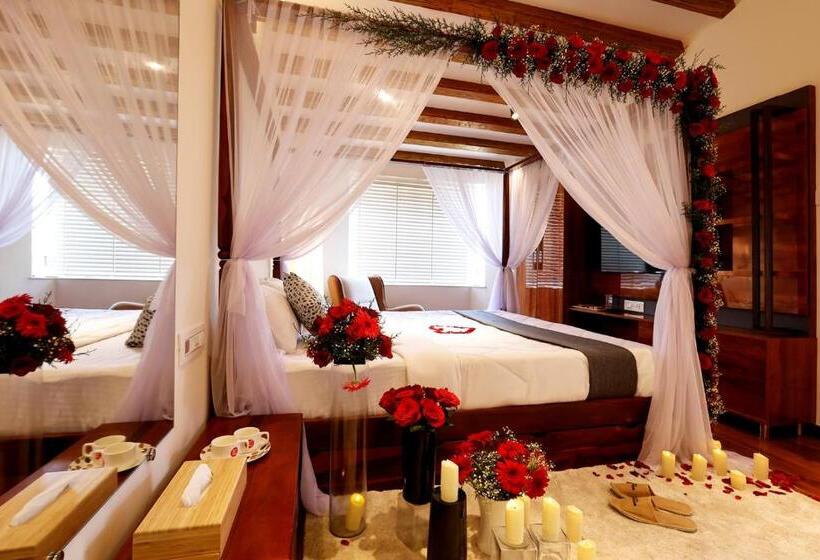 Семейный Номер Вид на Горы, Green Wood Hill Cottage