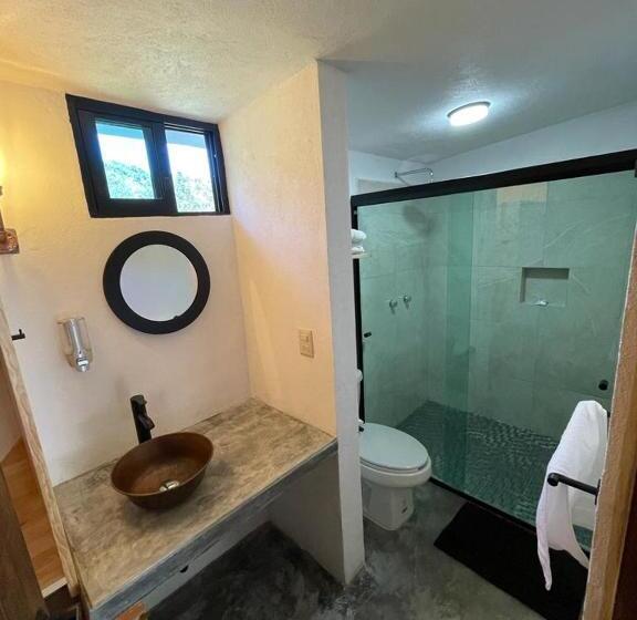 标准间, Hostal La Roca