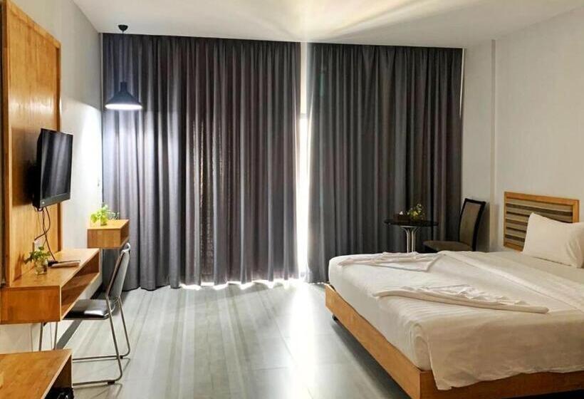 デラックスルーム, Jj City Centre Suites