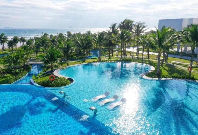 شقة غرفة واحدة مطلة على حمام السباحة, Liuu Apartment Ocean View Cam Ranh