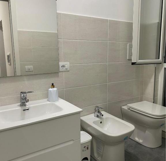 اتاق لوکس, Suite Home