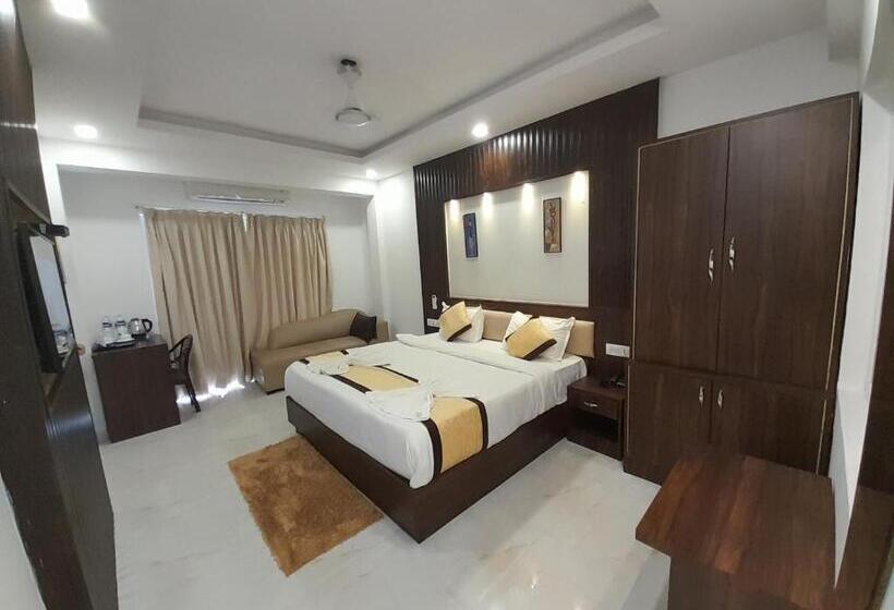 Номер Deluxe, De Falcon Beach Goa Candolim