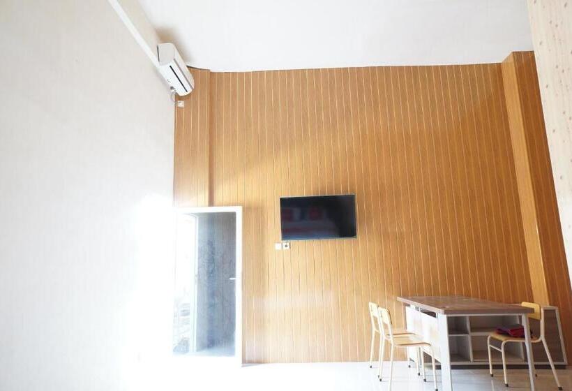 디럭스 스위트, Oyo 93205 Kusuma Hotel And Convention Hall