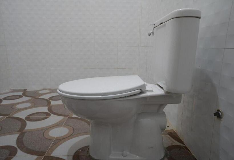 Номер Deluxe, Oyo 93205 Kusuma Hotel And Convention Hall