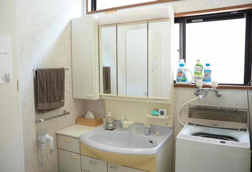 Трехместный Номер Стандарт Совместная Ванная, Soma Guesthouse Mawari
