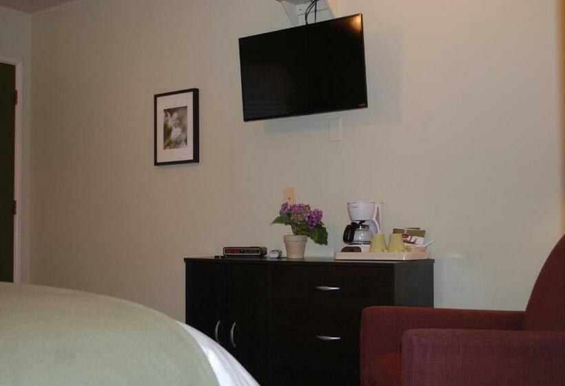Номер Стандарт, El Rancho Motel