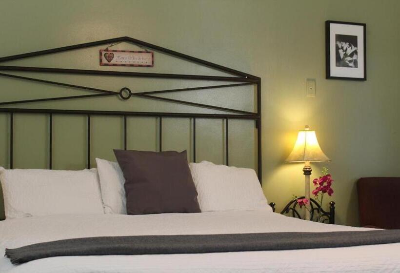 Номер Deluxe Кровать Кинг, El Rancho Motel