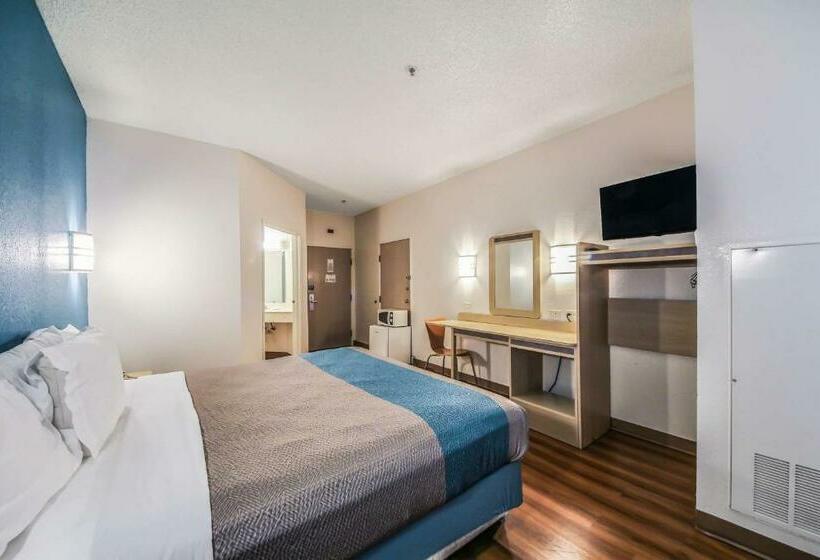 Номер Deluxe Кровать Кинг, Motel 6 New Braunfels