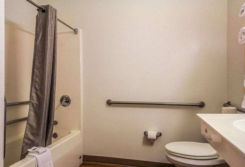 Люкс Повышенной Комфортности, Motel 6 New Braunfels